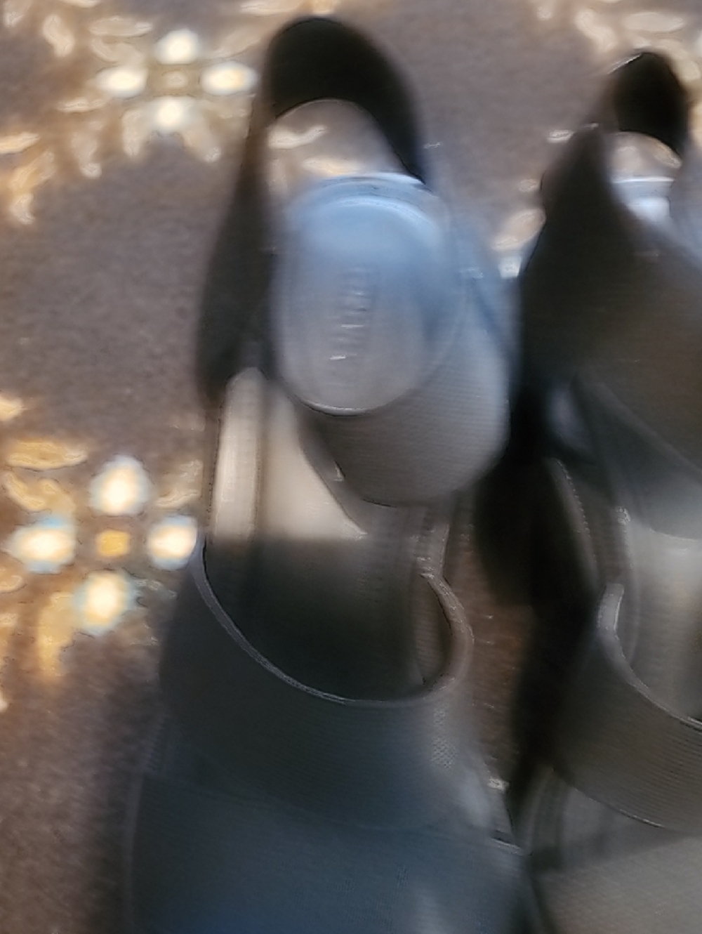 Forever 21 Black Elastic Platform Wedge Sandals - Picture 4 of 5